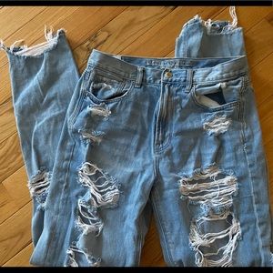 American Eagle Mom Jeans
